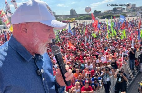 1º Maio: Lula sanciona leis de correção de tabela do IR e de trabalho decente para domésticas