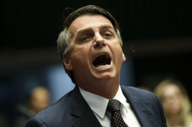 STF condena Bolsonaro a 27 anos e 3 meses de prisão em regime fechado