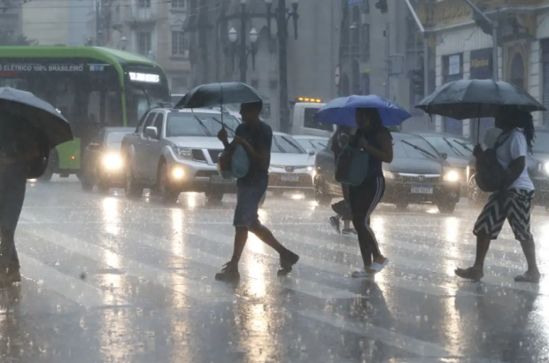 Com chuvas cada vez mais frequentes, governo de SP pouco fez para evitar enchentes